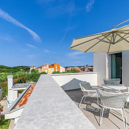 4 Bedroom Amazing In * Banjole